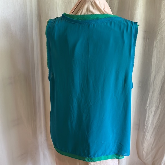 Michael Studio Layered Tank Top in Blue and Green - Picture 2 of 7